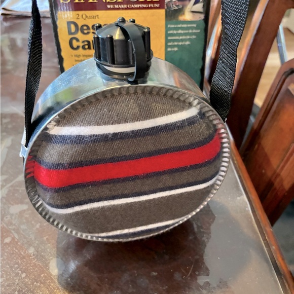 4 Quart Desert Water Canteen Camping Fishing Hiking Outdoor Survival - NEW - Picture 3 of 10